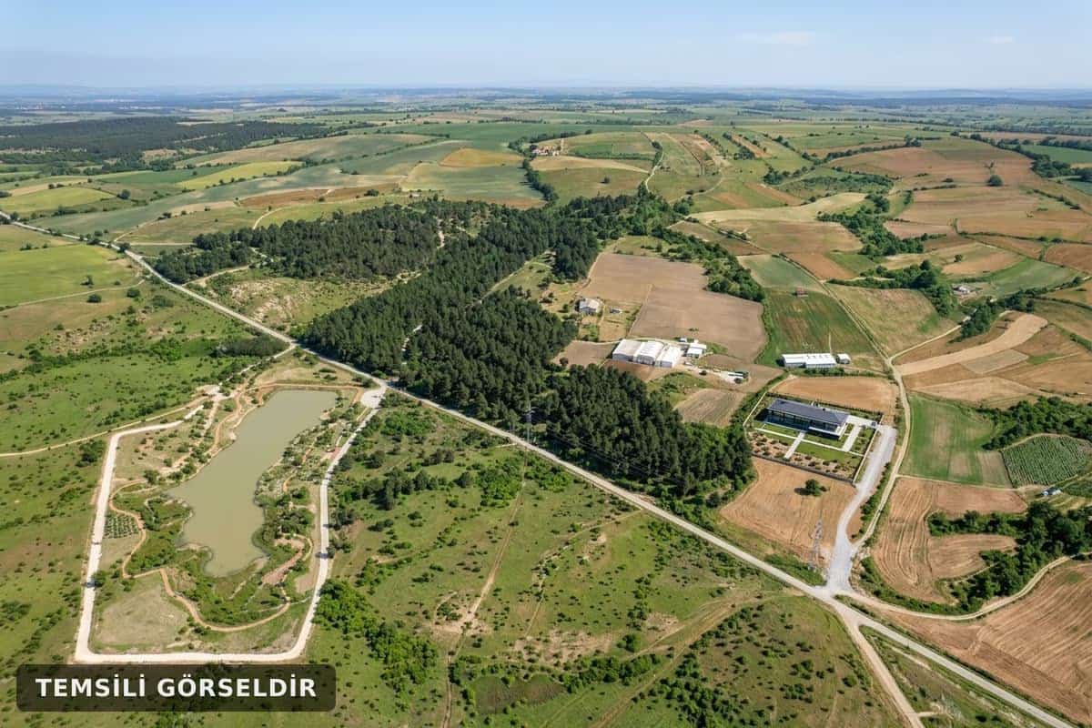 Uzunköprü Atatürk Mah. 1.882 m² Köşe Parselli Tarla - OSB'ye 500m